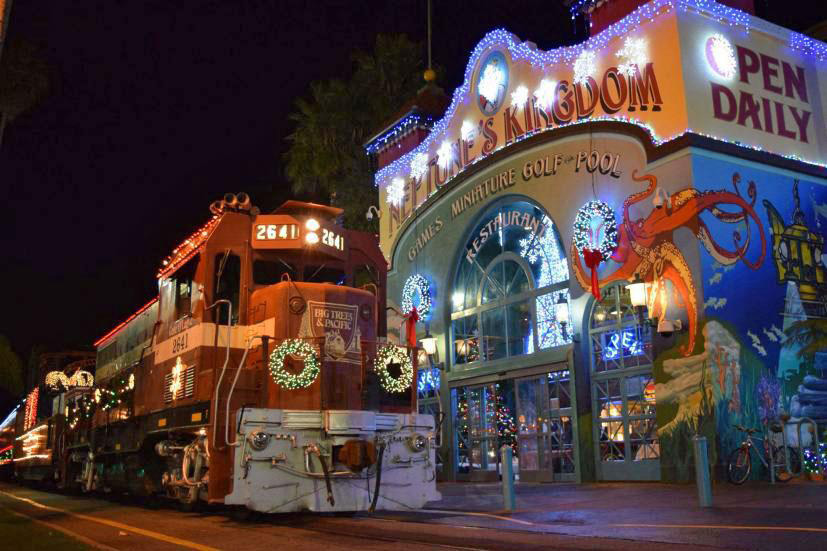 Magical Holiday Train Rides in the Bay Area and Northern California