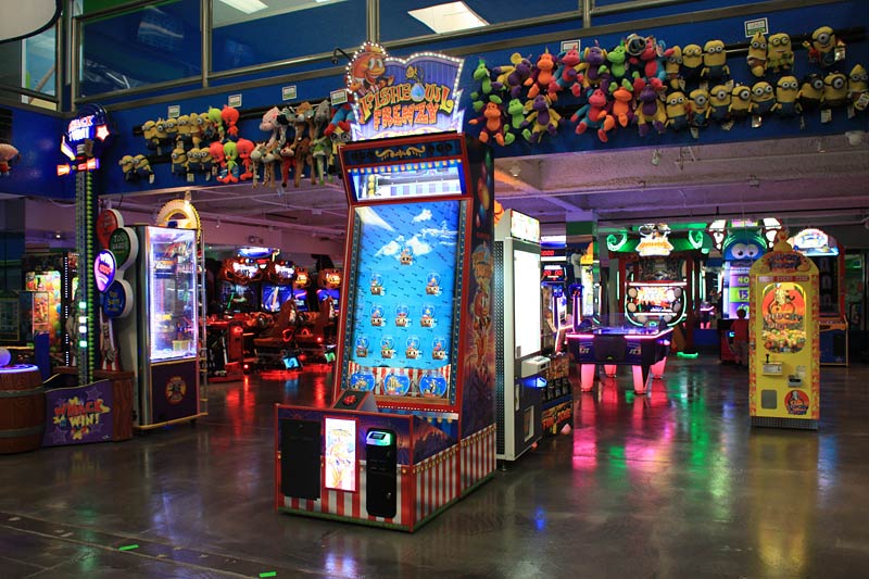 Jump and Play at Rebounderz Indoor Trampoline Arena in Rohnert Park