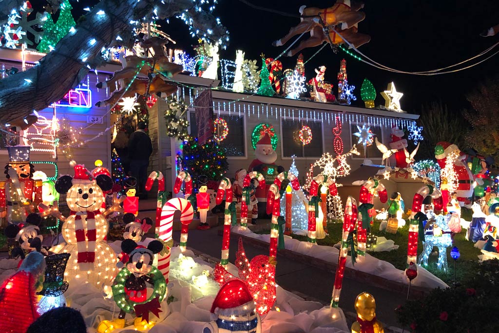 The Rombeiro Christmas House in Novato: You Have to See It to Believe It!  Marin Mommies
