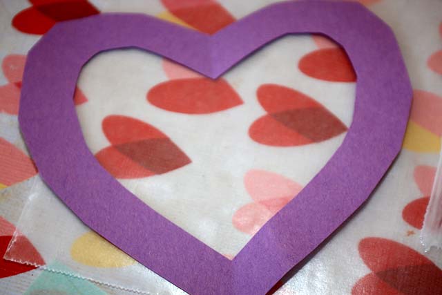 Exquiss 1200pcs Valentine Tissue Paper Suncatchers Heart Craft Valentine's  Day Heart Suncatchers Craft for Mother's Day Gift Kids Craft DIY Crafts