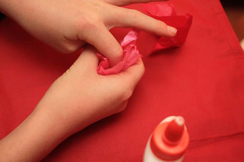 Make a Beautiful Valentine's Day Tissue Paper Wreath ...