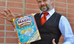  Wednesdays on Stage - Magician Brian Scott