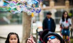 Bubble Extravaganza with SF Bubbleman @Piper Park, Larkspur Library