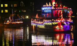 Petaluma lighted boat parade
