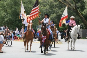4th of July flag horseback riders woodacre