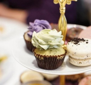 Cupcapkes on tray