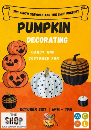Pumpkin decoration at the Shop