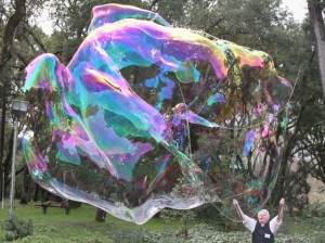 Giant bubble