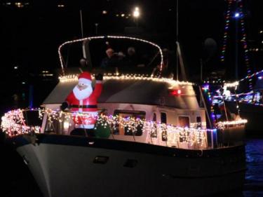 Sausalito Lighted Boat Parade 2022