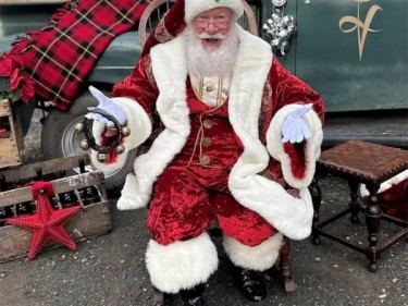 Christmas with Santa at Little Vineyards Family Winery