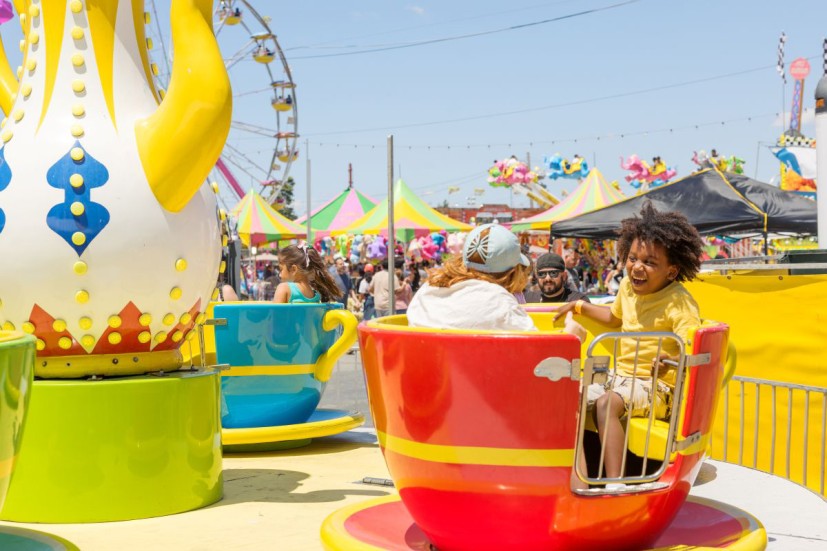 Petaluma Fair chiildren in spinning cup ride