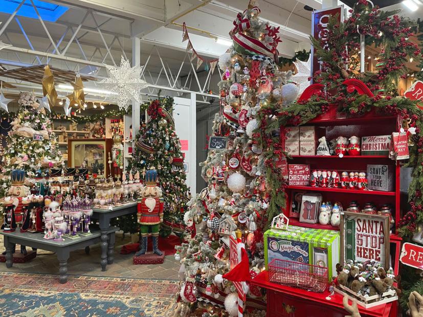 Top Christmas 2022 Warehouse The Spectacular Christmas House At San Rafael's West End Nursery | Marin  Mommies