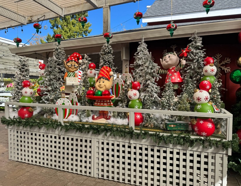 Marieru様クリスマスハウス The Spectacular Christmas House at San Rafael's West End Nursery