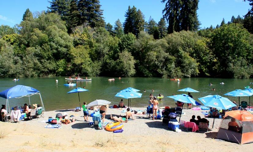 Russian River Fun At Johnson S Beach Marin Mommies Beach Umbrellas Are Available For As Inner S And Watercraft Like Canoes Kayaks Paddle Boats 20 Per Hour Or 50 All Day