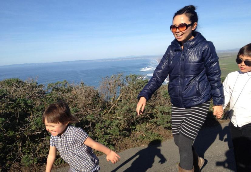 Akiko Schertell and kids