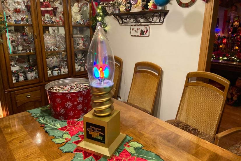 Rombeiro Great Christmas Light Fight trophy