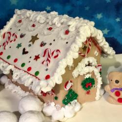 Poekie gingerbread house