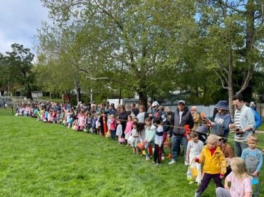 San Anselmo: Flashlight Egg Hunt at Memorial Park