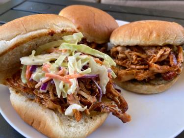 Pulled chicken sandwiches