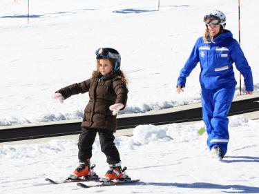 Lake Tahoe Ski, Snowboard & Snow Play Family Fun